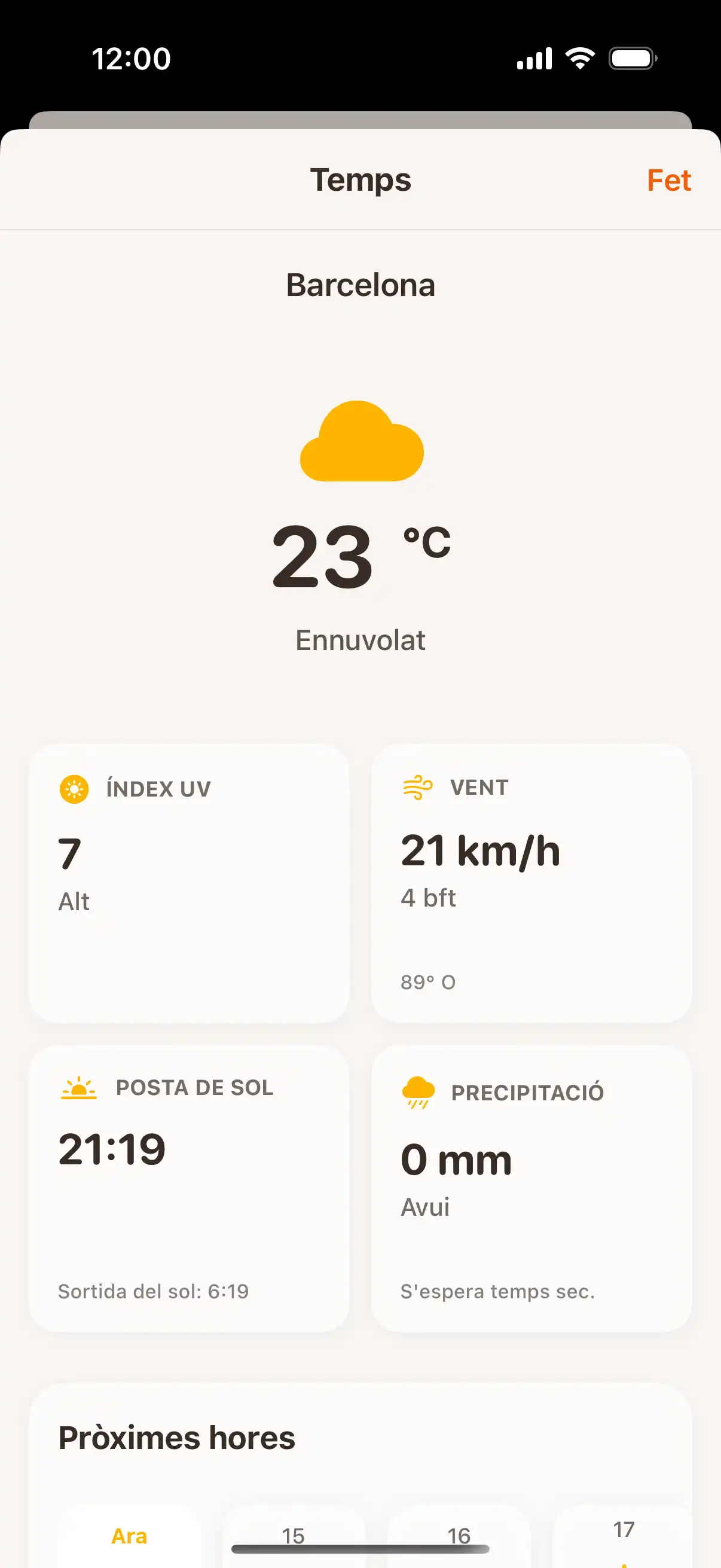 Weather forecast screen showing detailed hourly and daily weather predictions with temperature and precipitation data