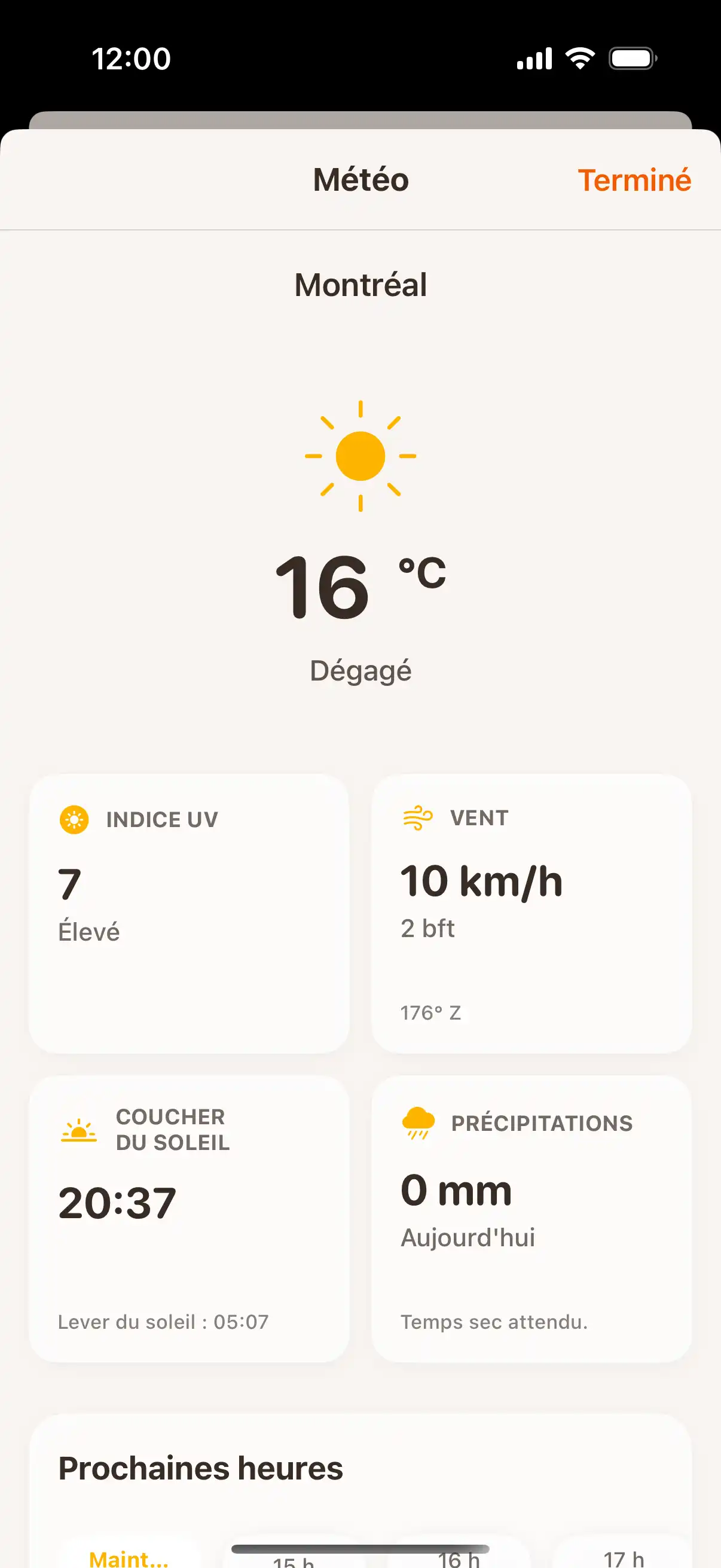 Weather forecast screen showing detailed hourly and daily weather predictions with temperature and precipitation data