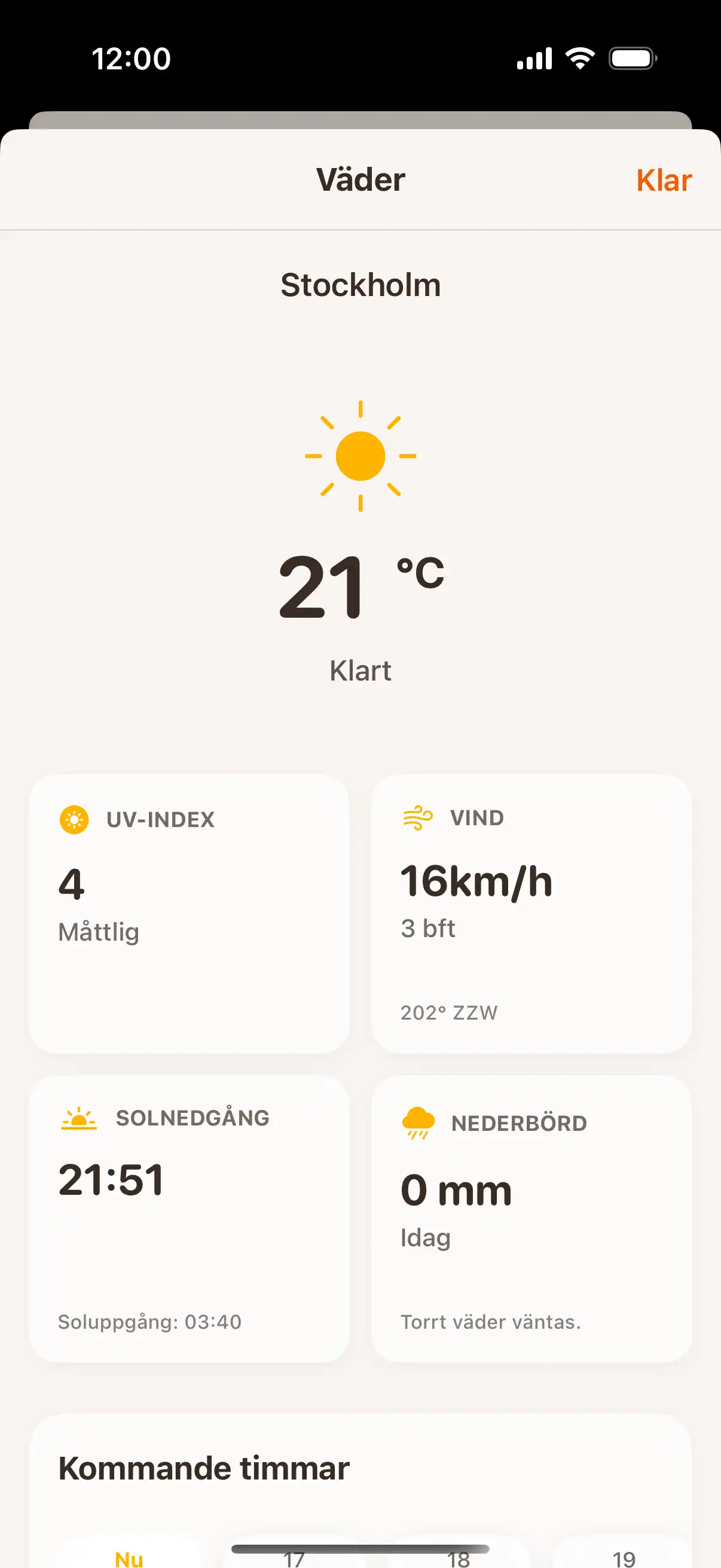 Weather forecast screen showing detailed hourly and daily weather predictions with temperature and precipitation data